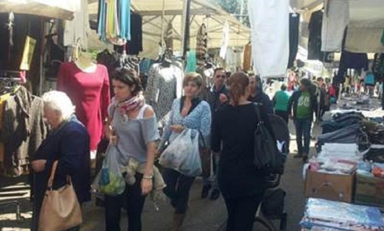 Ripartono gli appuntamenti con il mercato domenicale in piazza Vittorio Emanuele